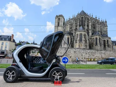 Que faire avec sa voiture de location sur Le Mans ?