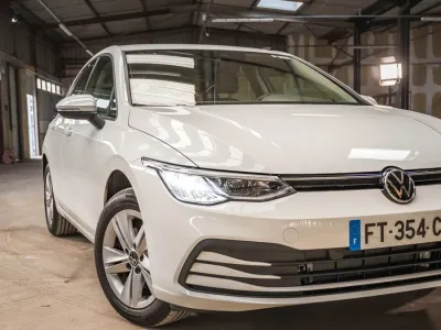 Location voiture Golf 8 - Louer une voiture pour une petite escapade