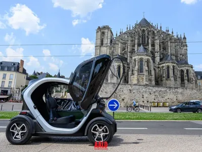 Location de la Twizy 45